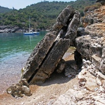 Sarakiniko beach